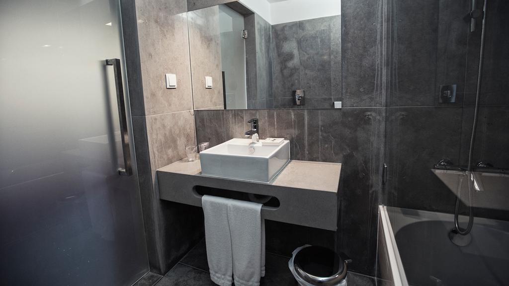 Ave Maria Hotel Fatima Exterior photo